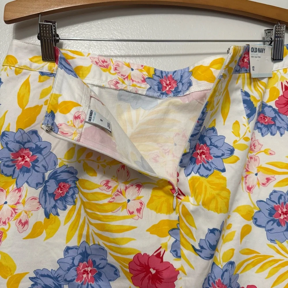 NWT Old Navy Woven Pencil Skirt Women’s Size 12 Floral Print Multicolor Summer